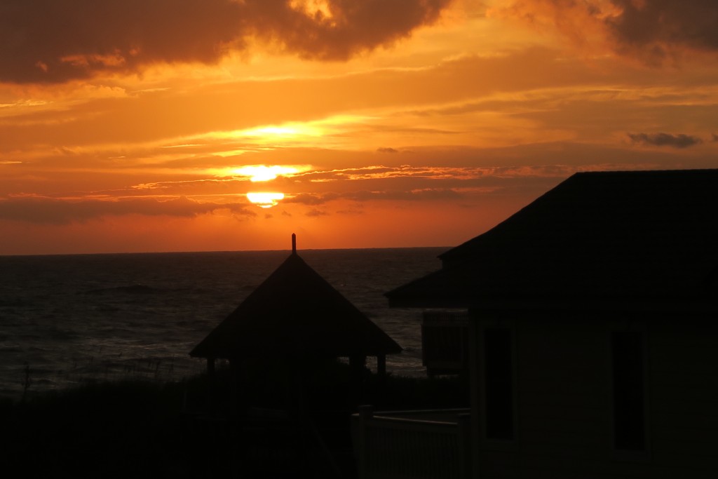 OBX Beach Club Sunrise Photos (5)